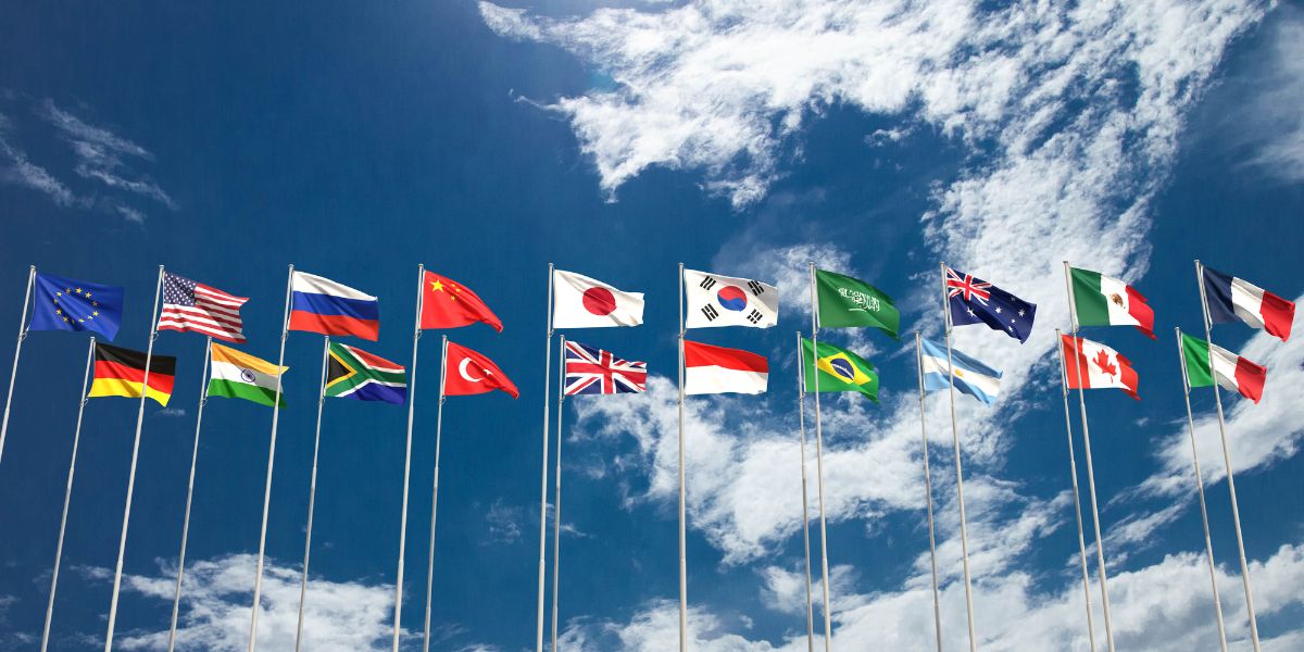 Does the event destination really matter?